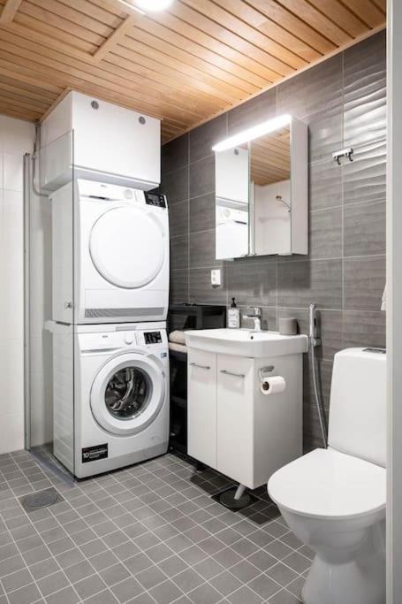 Apartment Near The Train Station, Free Parking &Netflix Kuopio Exteriör bild